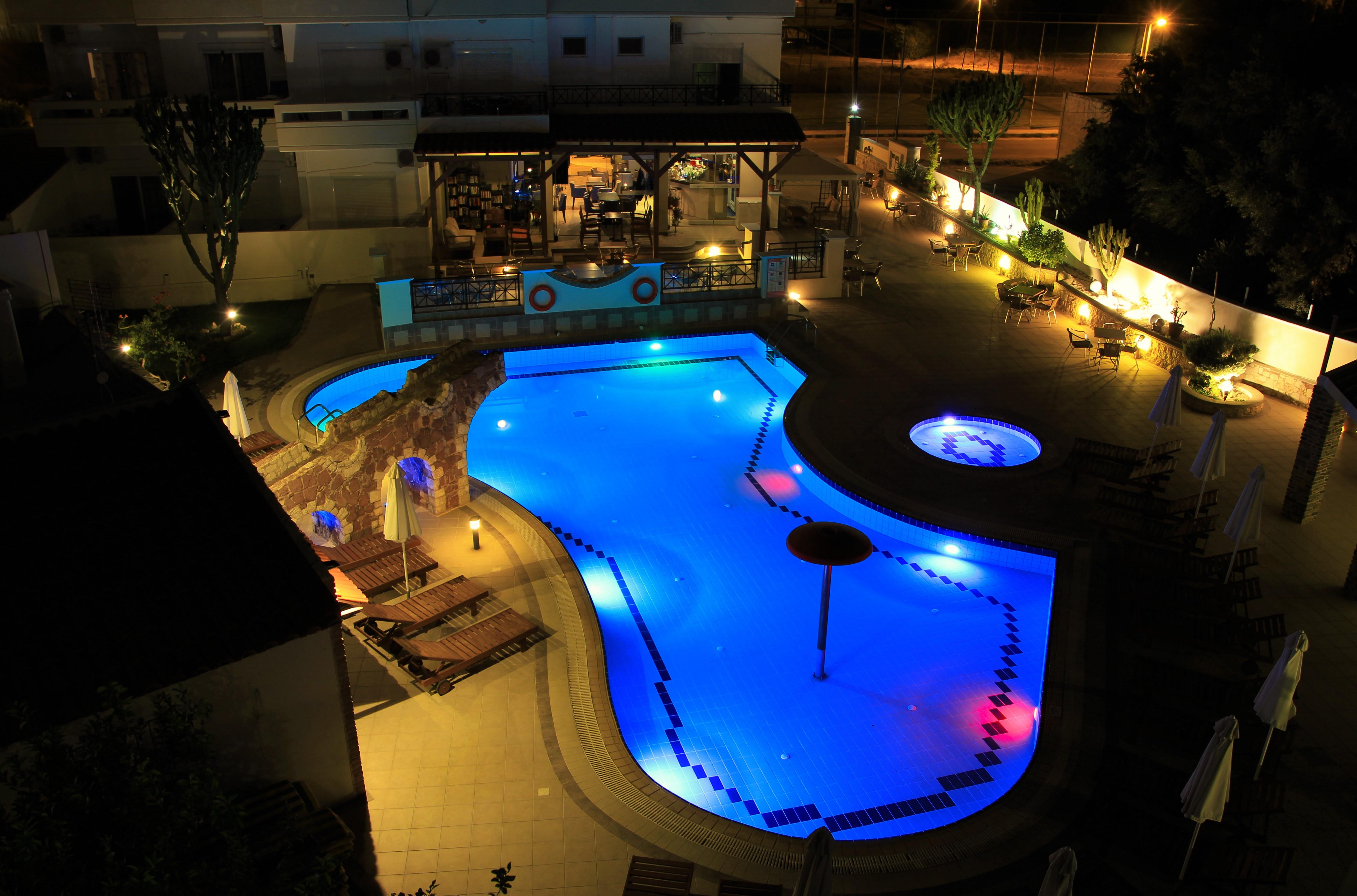 Bright Star Aparthotel Φαληράκι Εξωτερικό φωτογραφία