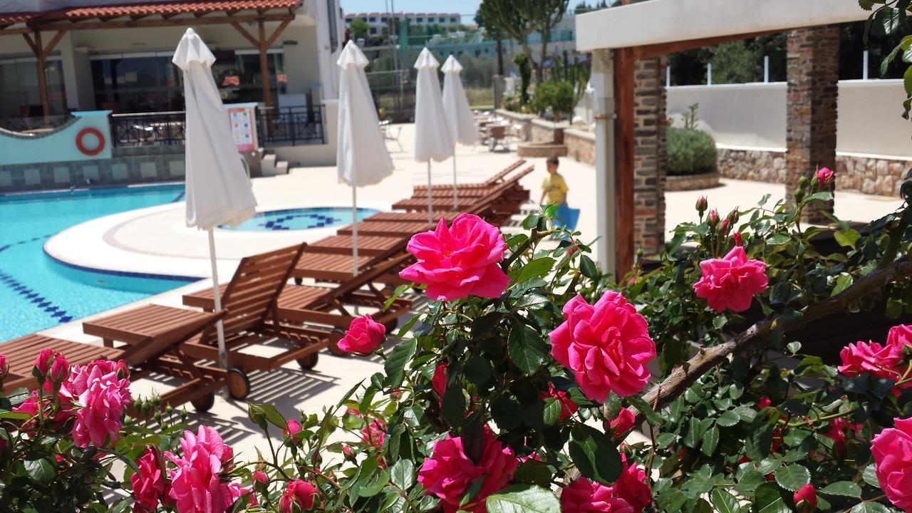 Bright Star Aparthotel Φαληράκι Εξωτερικό φωτογραφία